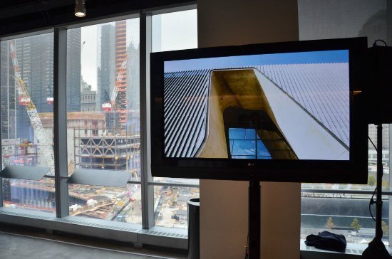Konferencja poświęcona koncepcji muzeum odbyła się w nowojorskim gmachu World Trade Center 7. Fot.: Joe Woolhead