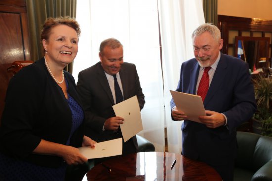 Podpisanie listu intencyjnego w sprawie organizacji 41. Sesji Komitetu Światowego Dziedzictwa UNESCO. fot. UM Krakowa