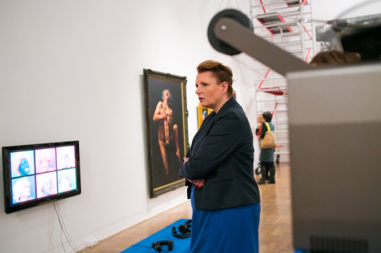 Minister Omilanowska obejrzała wystawę 6 marca br. fot. Danuta Matloch
