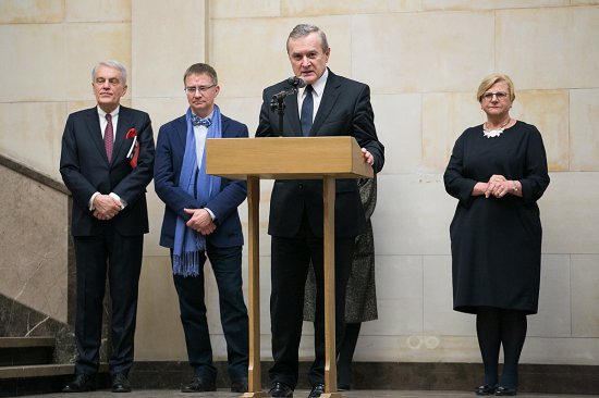 Na zdjęciu: Przemawia wicepremier Piotr Gliński