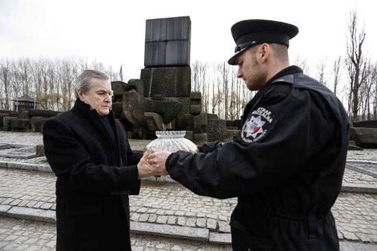 na zdjęciu: Minister Piotr Gliński odwiedził Miejsce Pamięci i Muzeum Auschwitz-Birkenau. autor zdjęcia: Danuta Matloch 