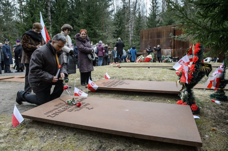 Na zdjęciu :uroczystości upamiętniające zbrodnię NKWD w Katyniu