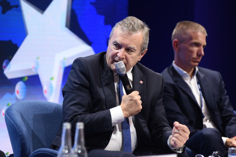Na zdjęciu: wicepremier Piotr Gliński na Forum Ekonomicznym w Krynicy