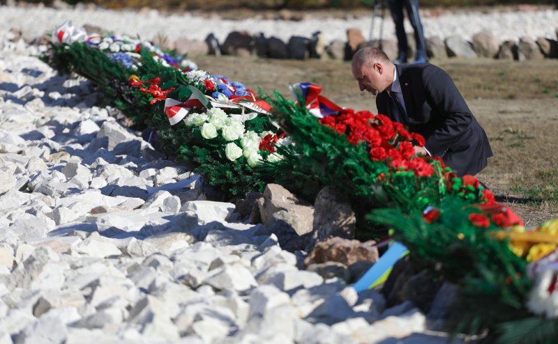 Na zdjęciu: Uroczystości z okazji dnia pamięci o ofiarach i bohaterach z Sobiboru