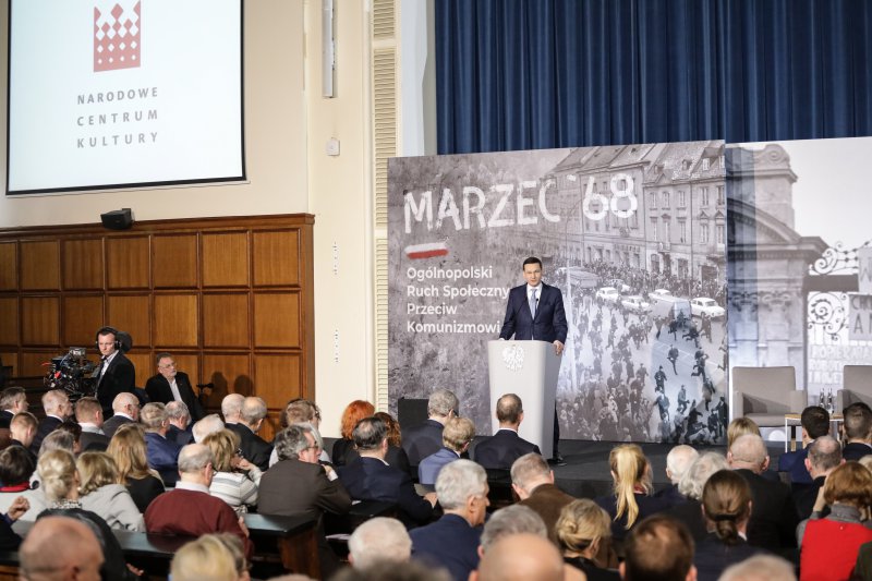 na zdjęciu premier Mateusz Morawiecki przemawia na Uniwersytecie Warszawskim w trakcie debaty poświęconej wydarzeniom z marca`68. autor zdjęcia: Danuta Matloch