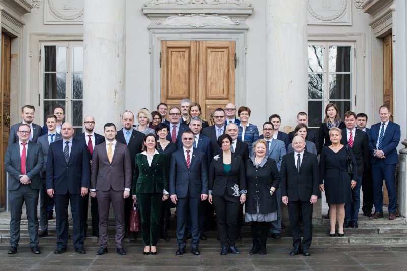 Na zdjęciu: Spotkanie zagranicznych delegacji z wiceministrem Sellinem